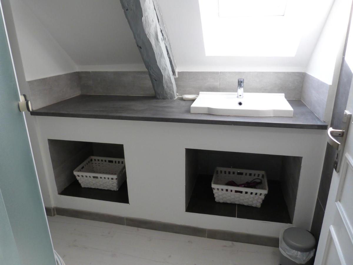 Gite Avec Piscine Proche De St Cirq Lapopie Berganty Ngoại thất bức ảnh